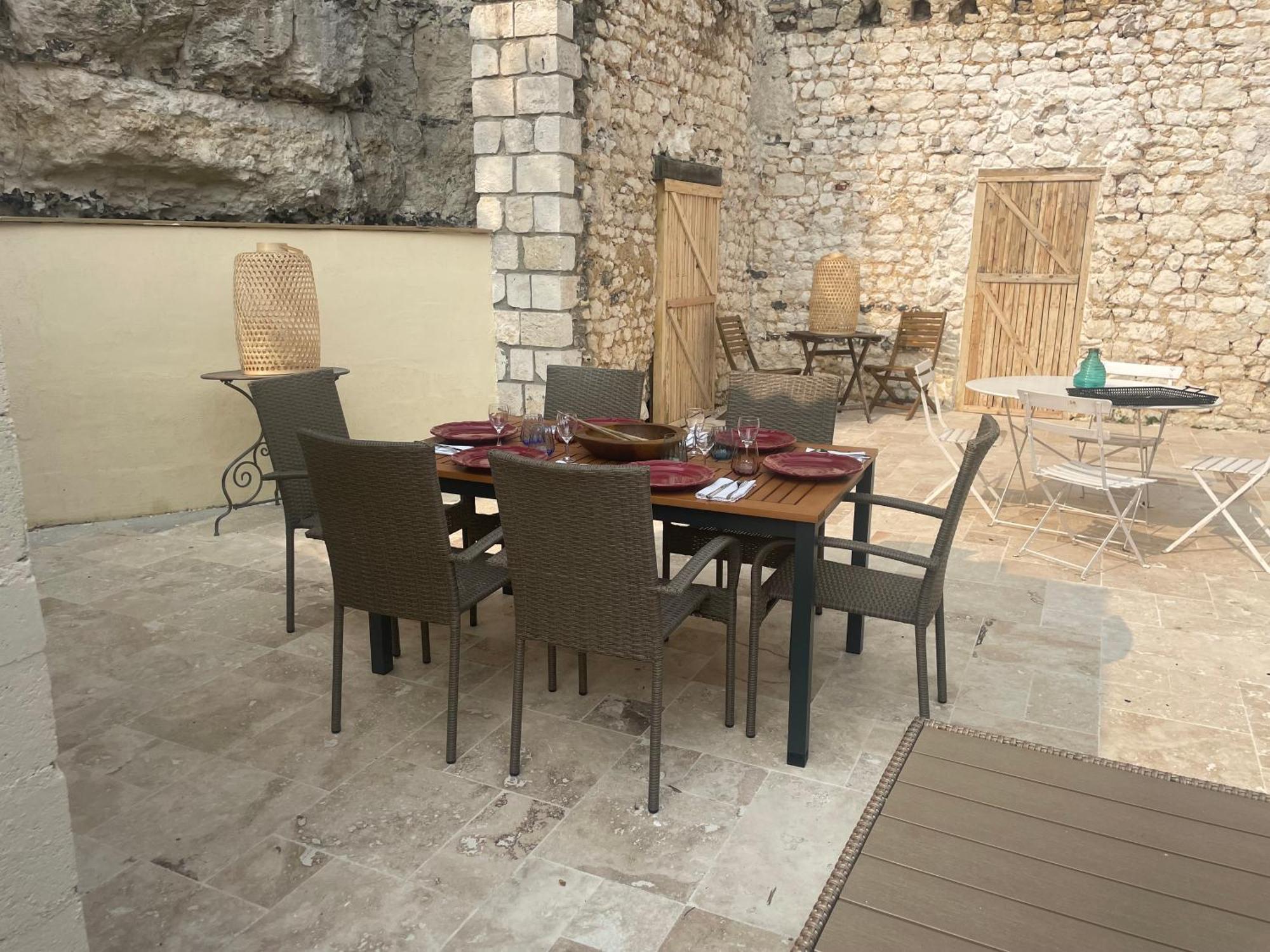 Domaine Spa Perret-Chateau Artdeco Mastersuite En B&B Et-Ou Gite De Charme-Giverny A 3Mn-Jardins Monet-Le Vexin-Piscine Ete-Parc 3Ha-Aire De Jeux Enfants-Pingpong-Options Breakfast-Diner-Billard-Sauna-Fitness-Hammam-Promo 2Nuits En Sus Jacuzzi 1H Off Sainte-Genevieve-les-Gasny חדר תמונה